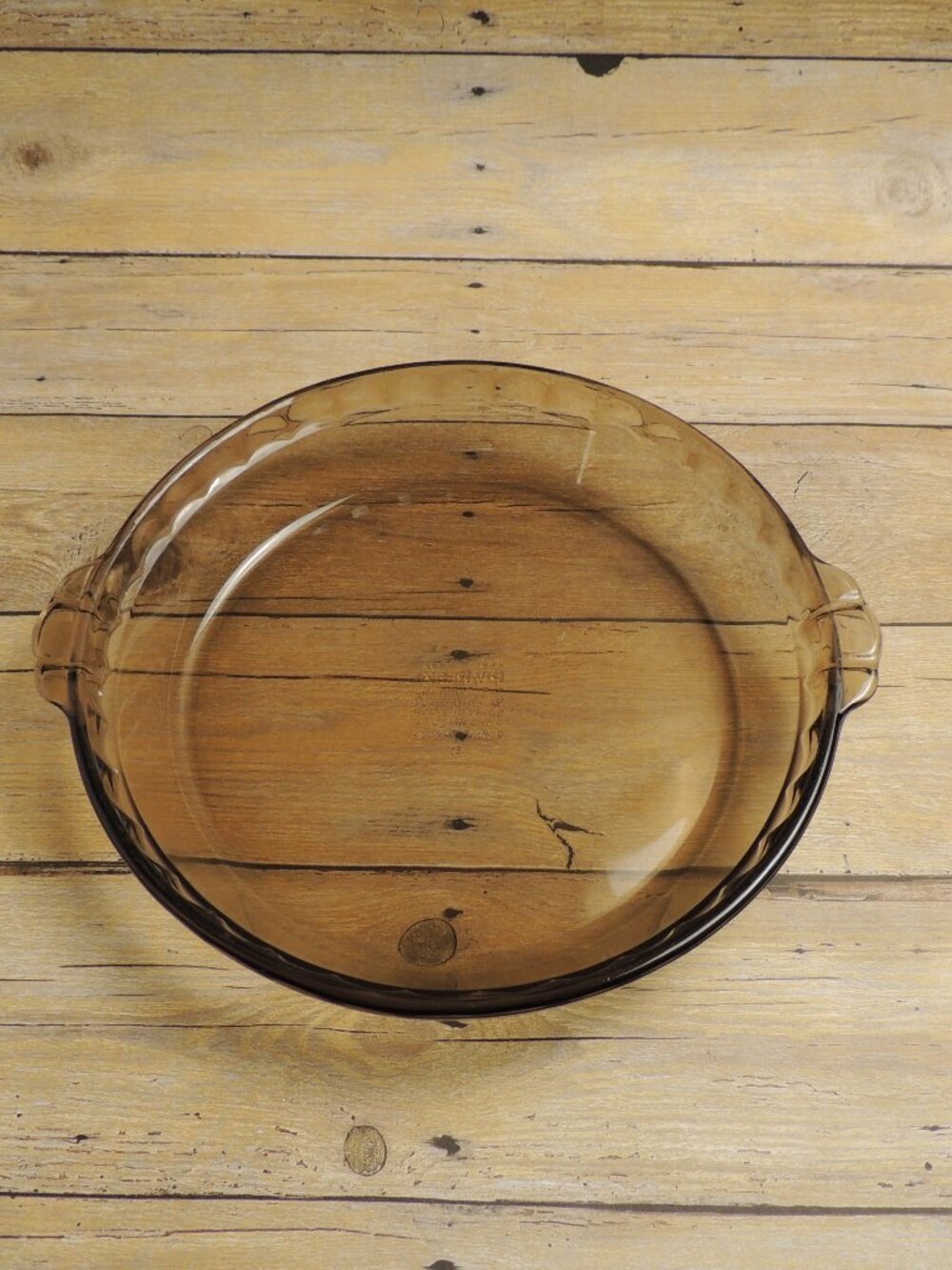 Vintage Pyrex #229 Amber Brown 9-1/2" Pie Dish with Tab Handles and Fluted Rim